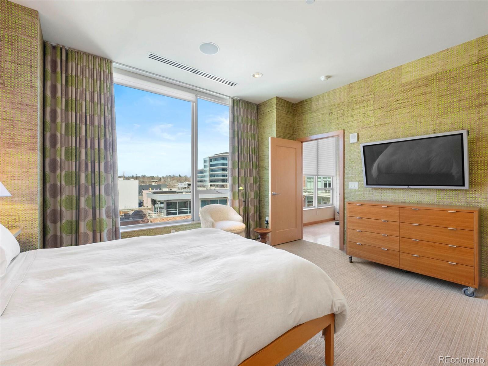 100 Detroit Street Unit: 304