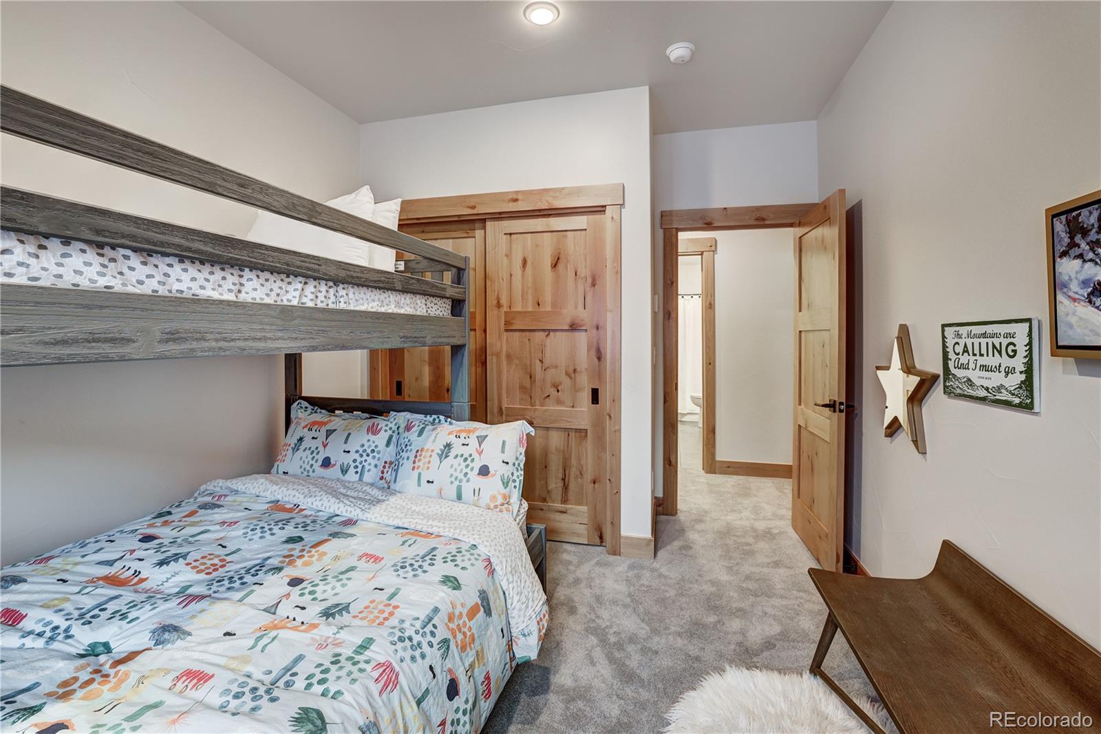 46 W Baron Way