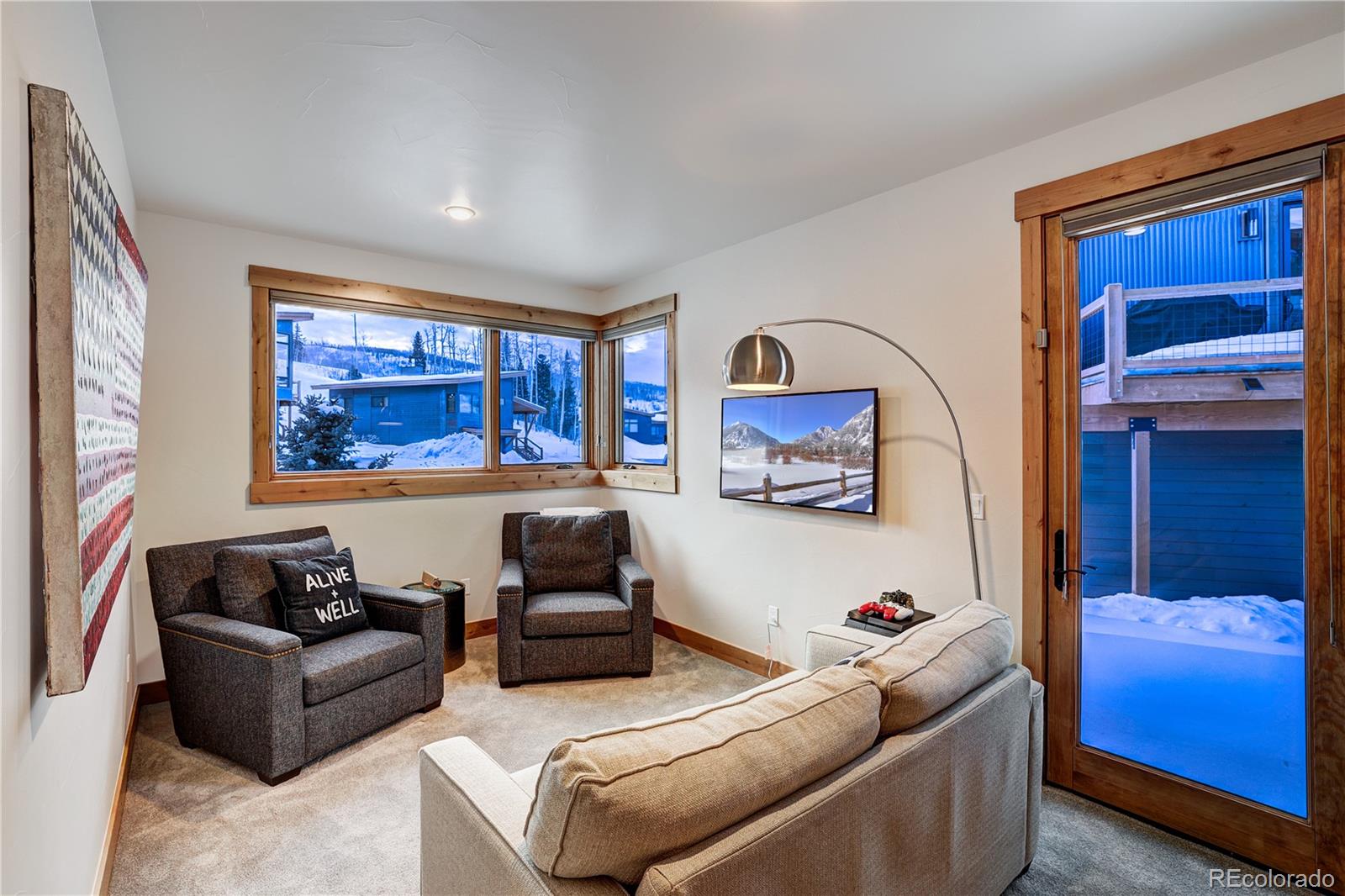 46 W Baron Way