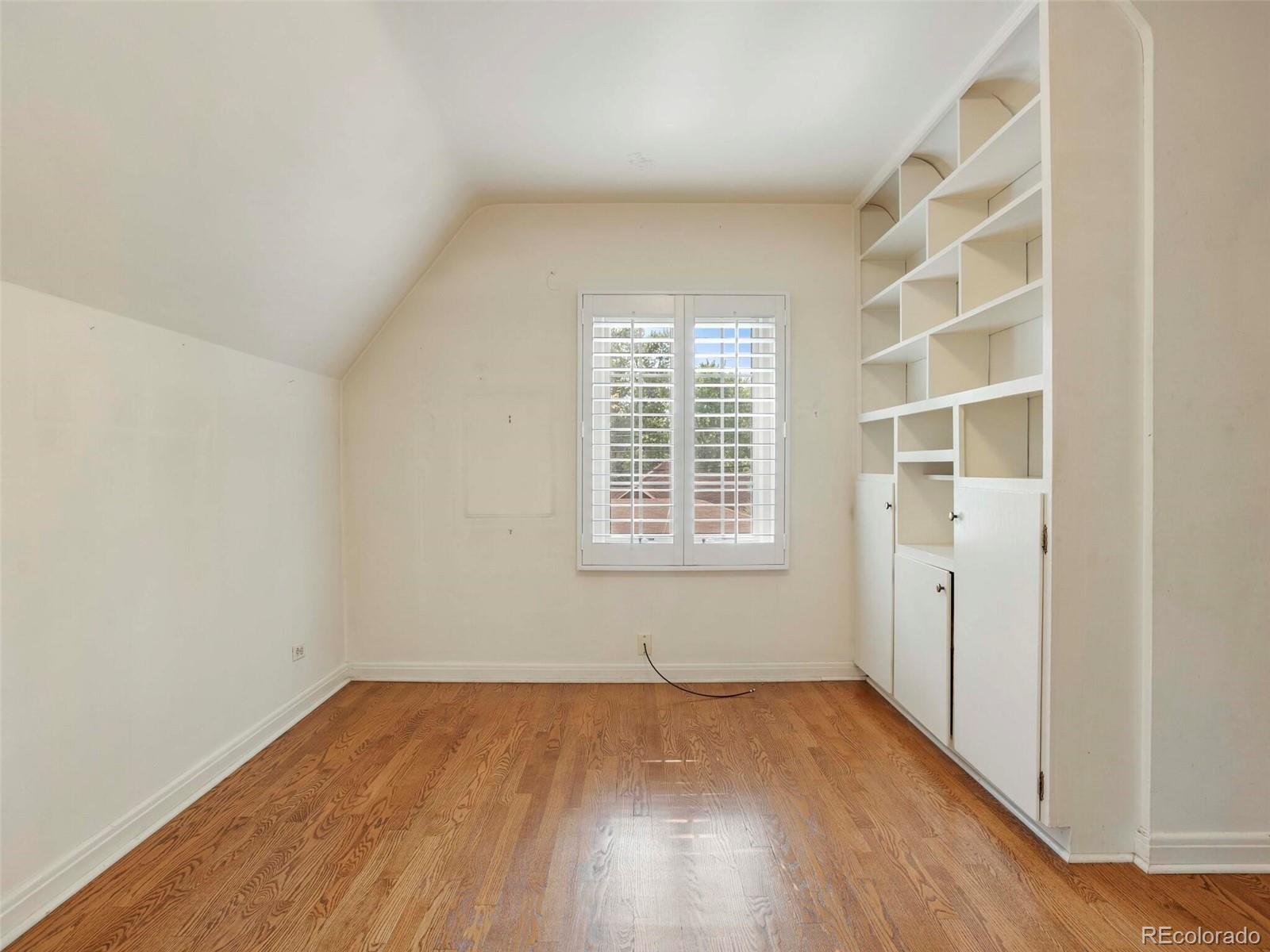 955 Niagara Street