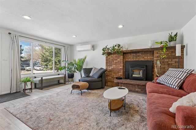 604 W 9th Street