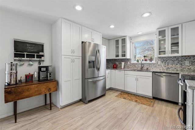 604 W 9th Street
