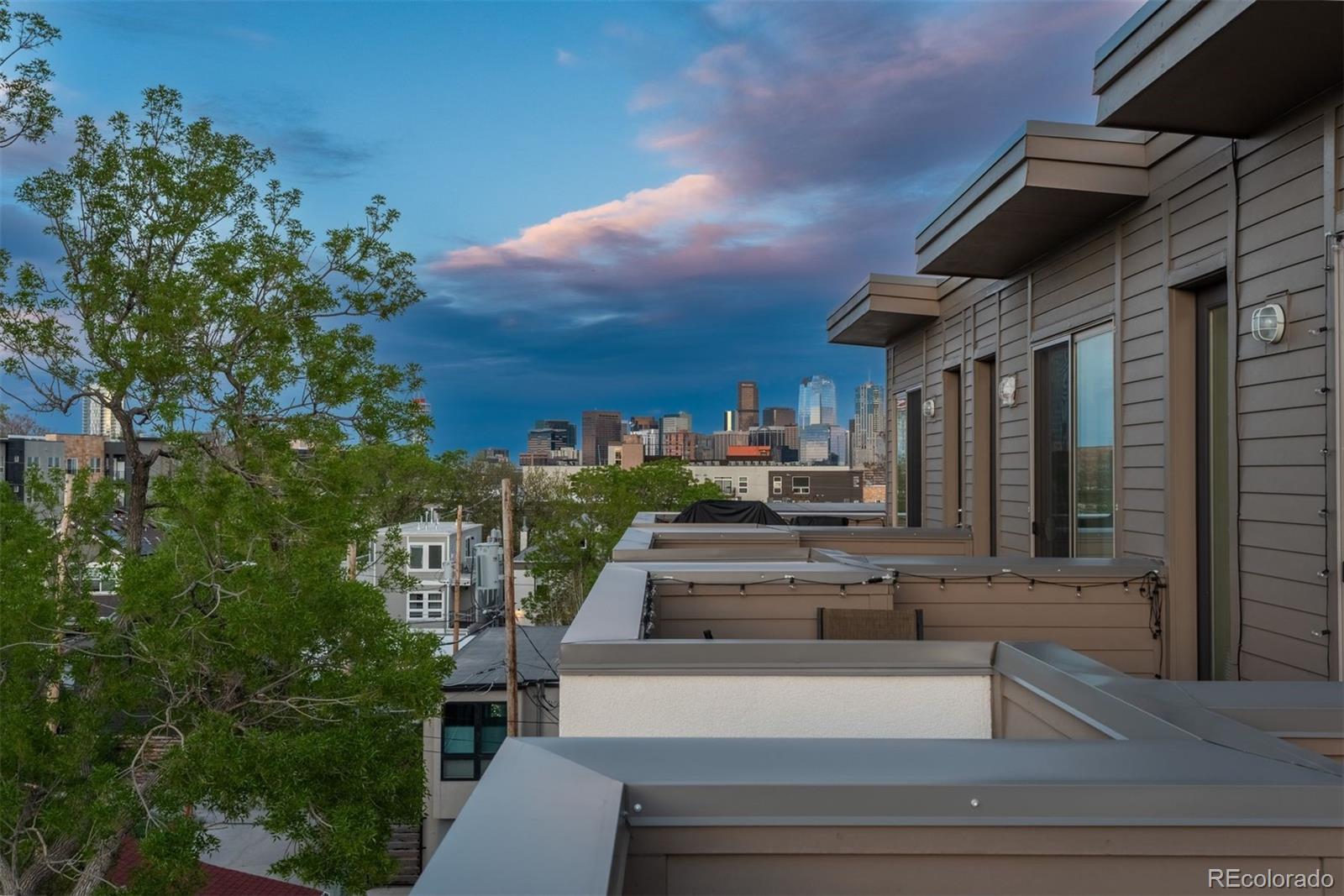 2122 Decatur Street