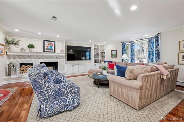 25 Brookside Drive