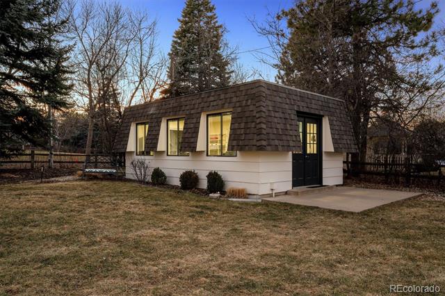 25 Brookside Drive