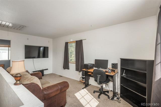 18673 E 43rd Place