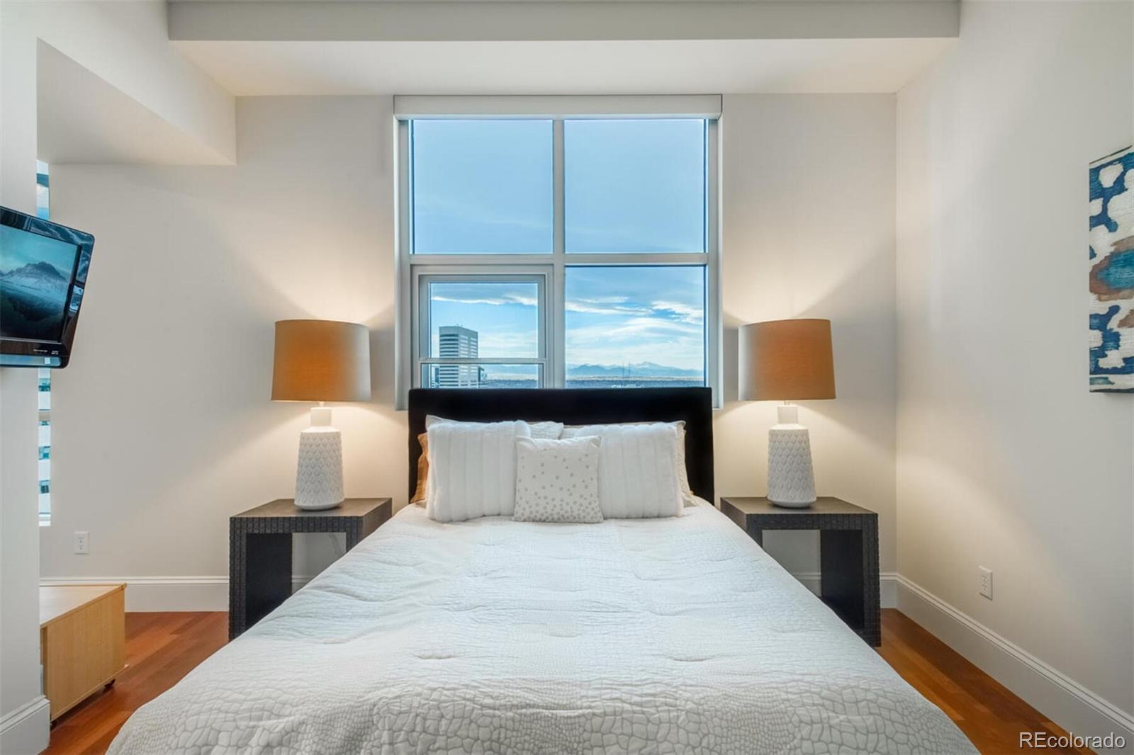 2001 Lincoln Street Unit: 2521