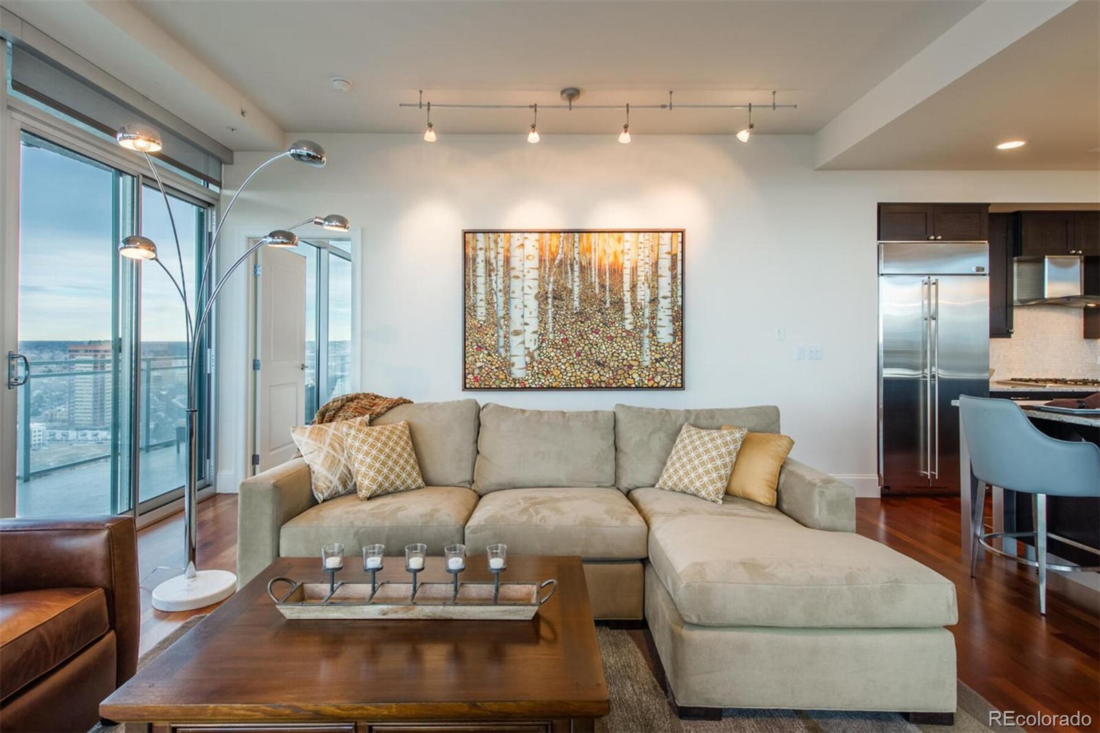 2001 Lincoln Street Unit: 2521
