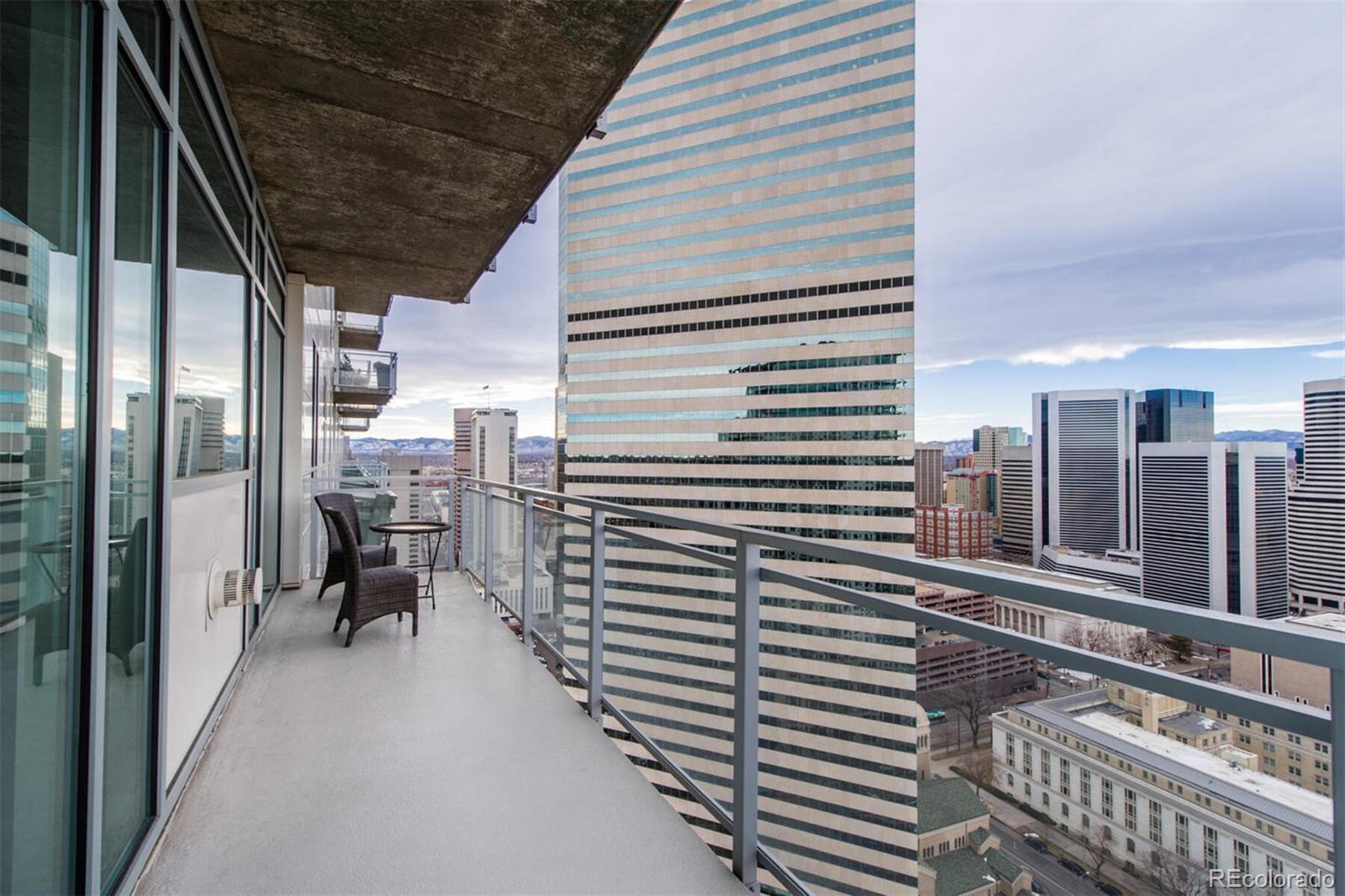 2001 Lincoln Street Unit: 2521