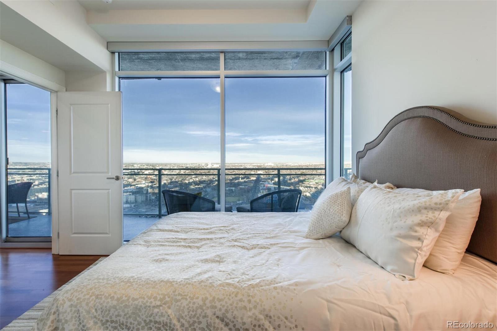 2001 Lincoln Street Unit: 2521