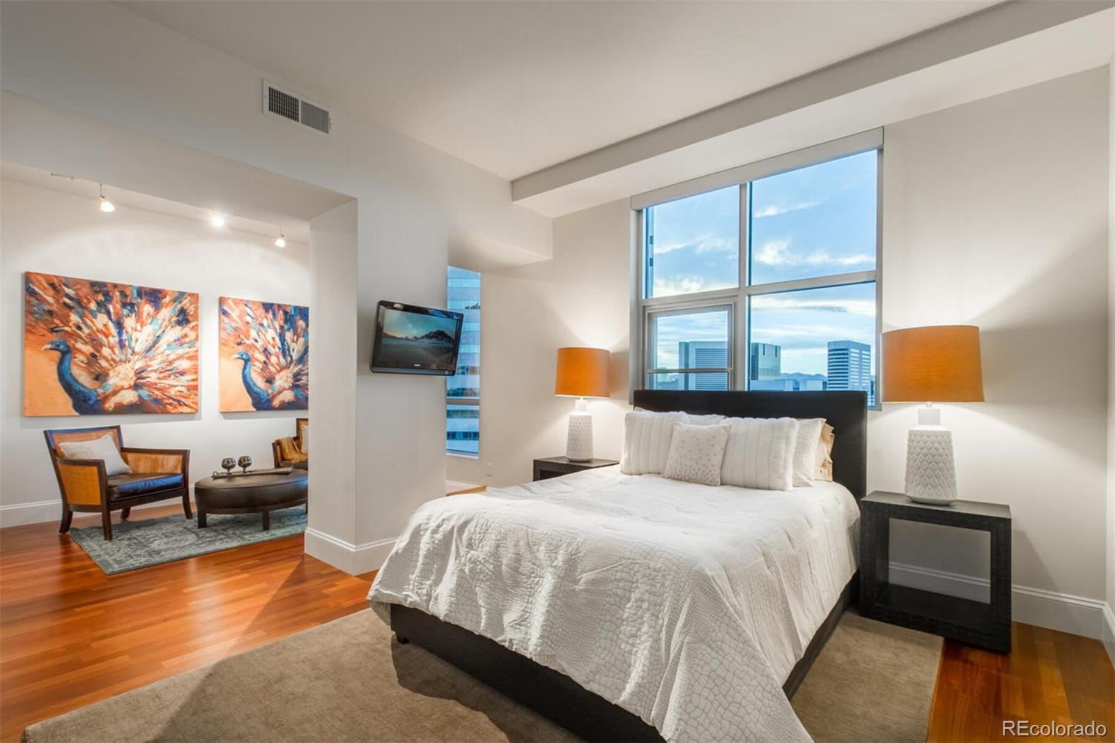 2001 Lincoln Street Unit: 2521