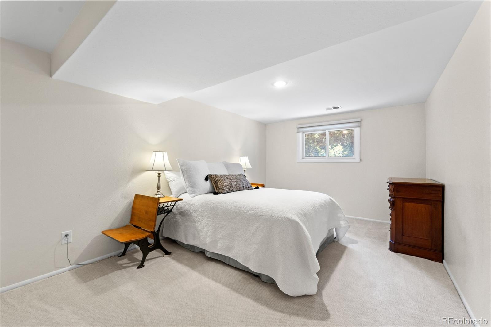 5272 E Nassau Circle