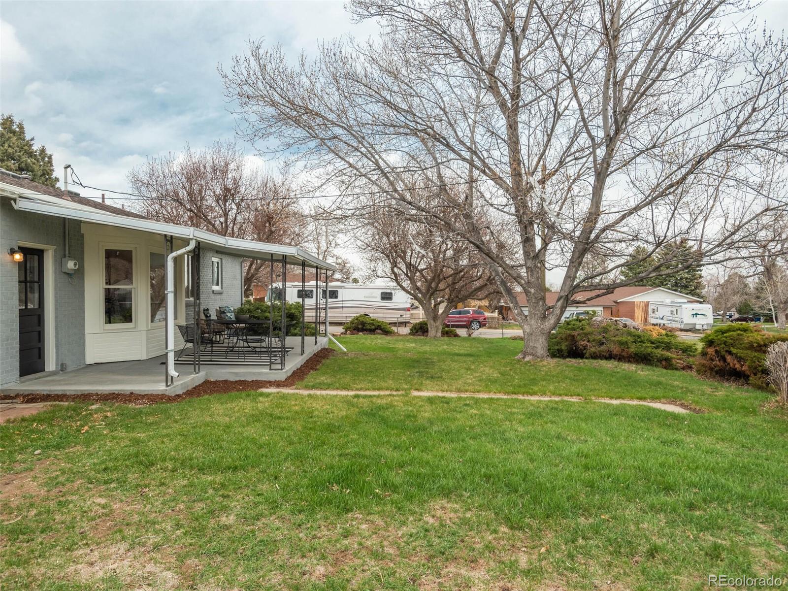 12306 W Texas Drive