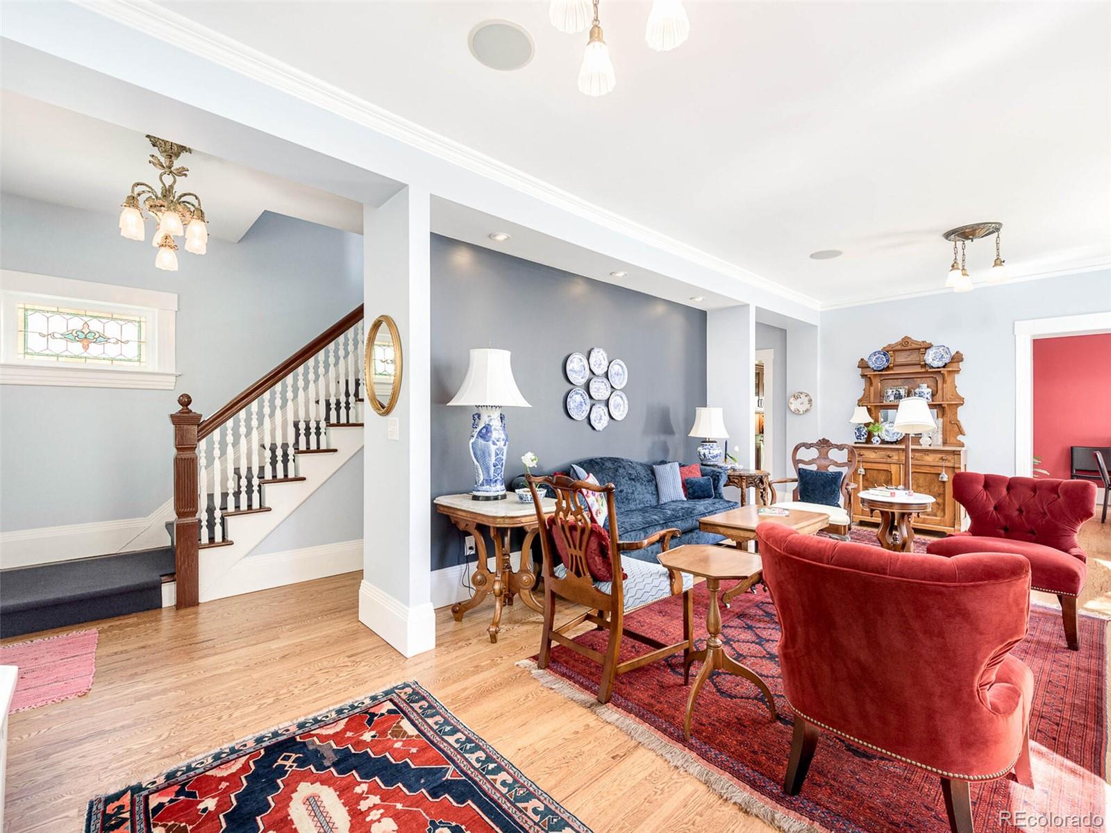 736 Vine Street
