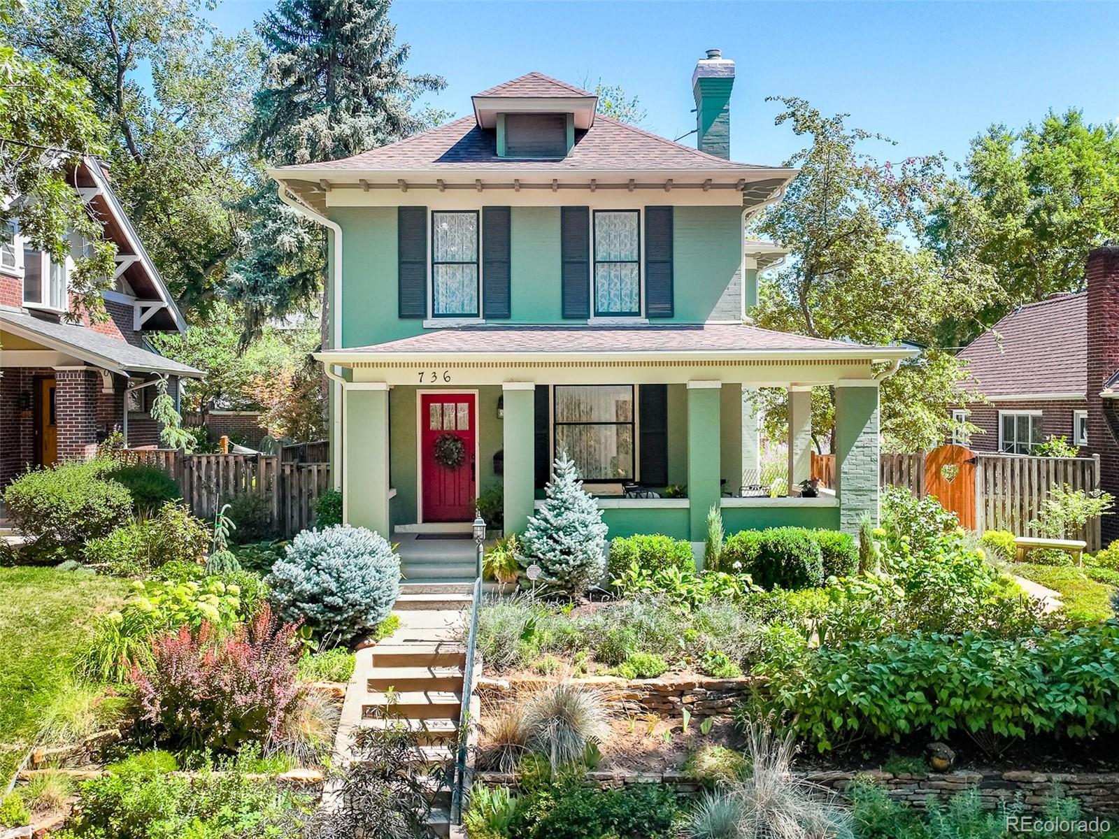 736 Vine Street