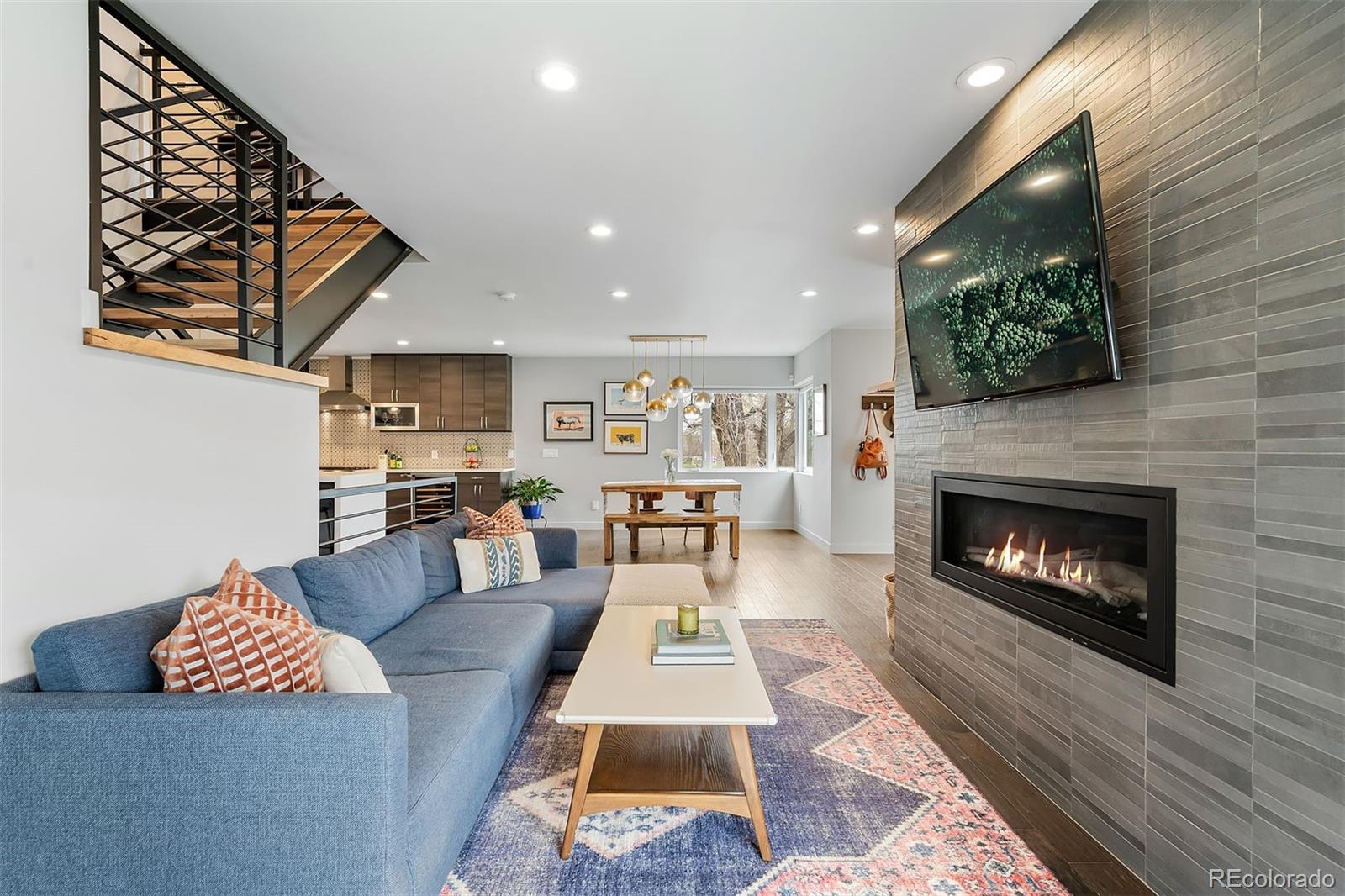 2389 Jasmine Street