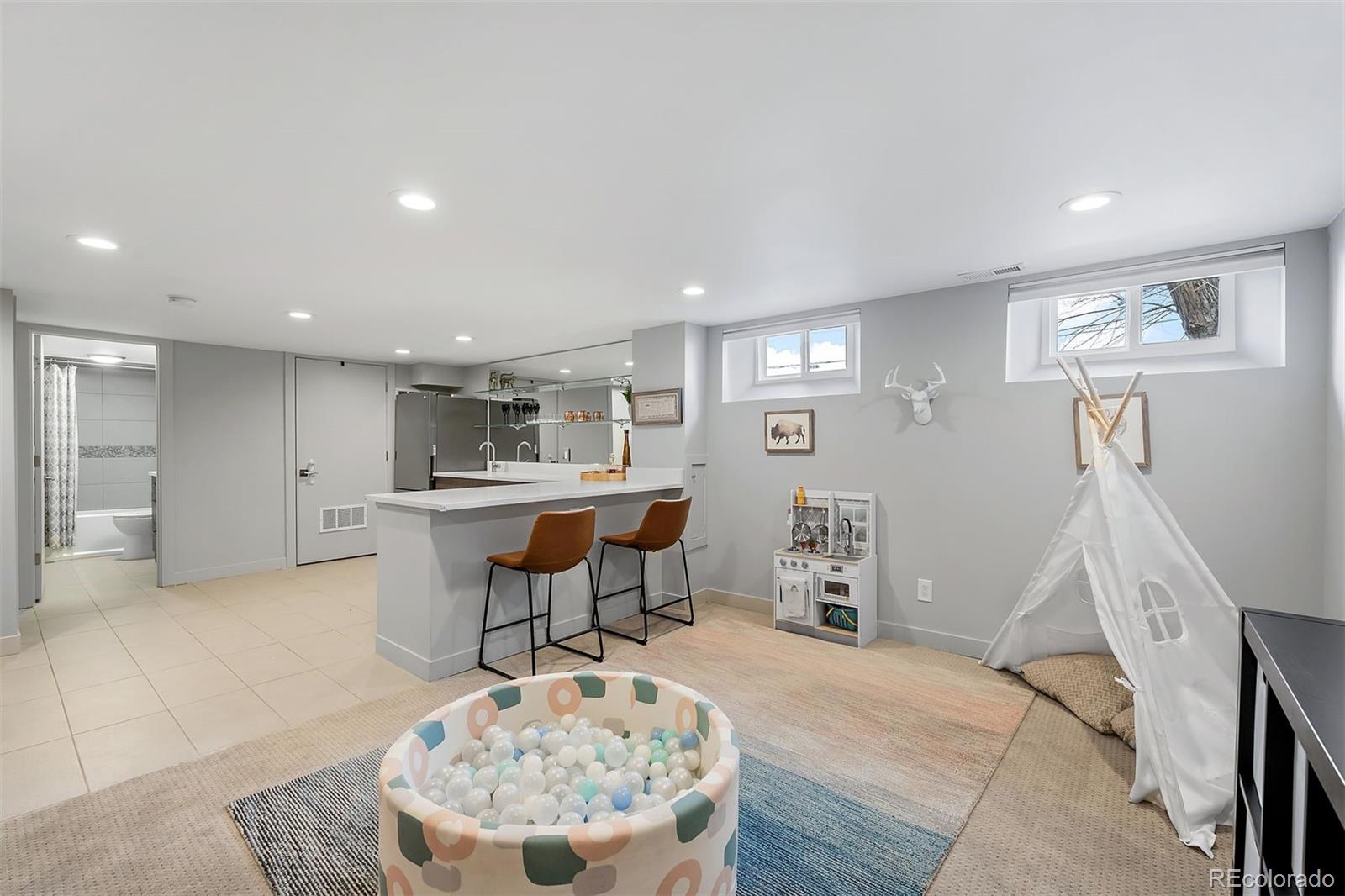 2389 Jasmine Street