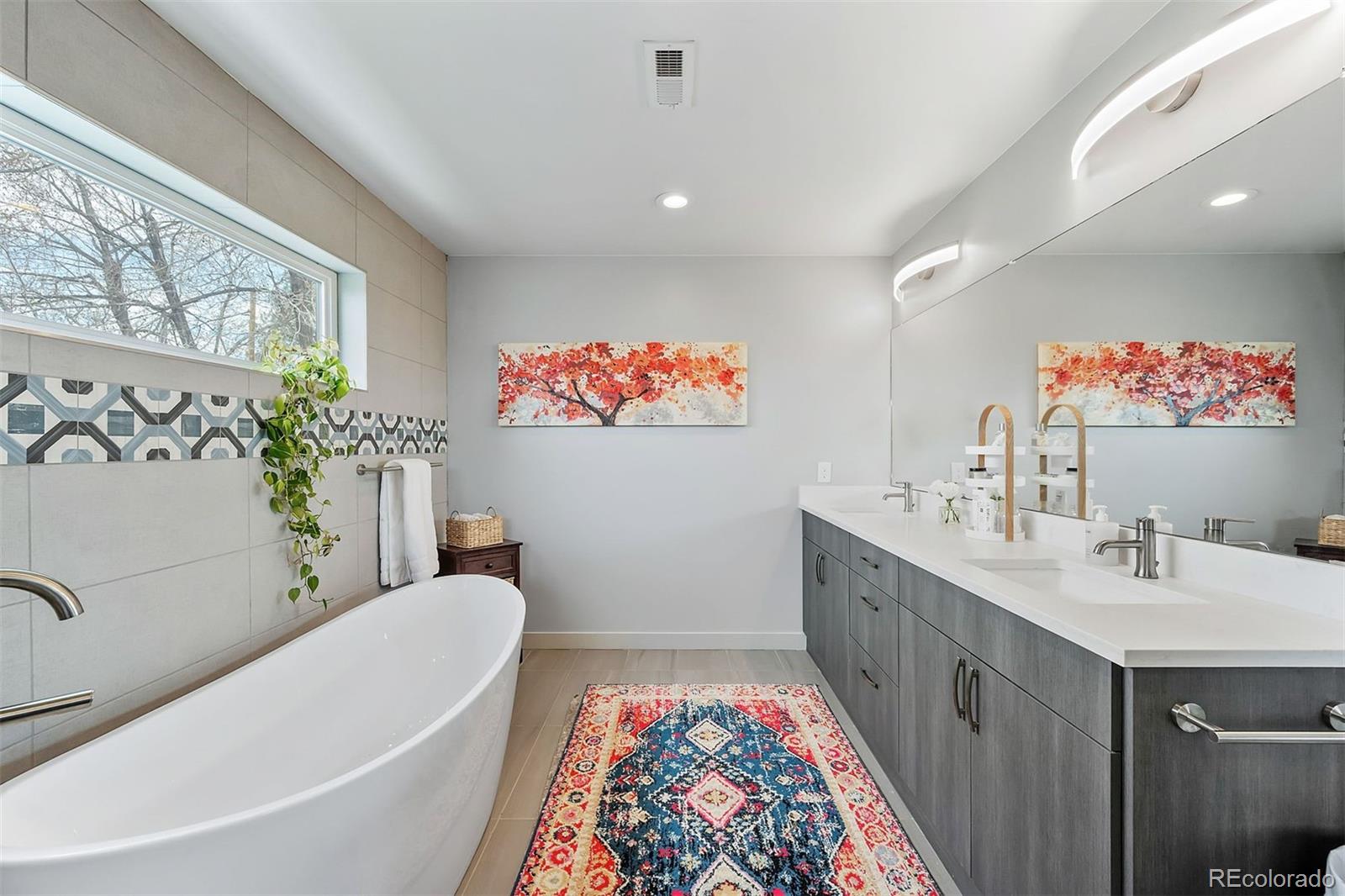 2389 Jasmine Street