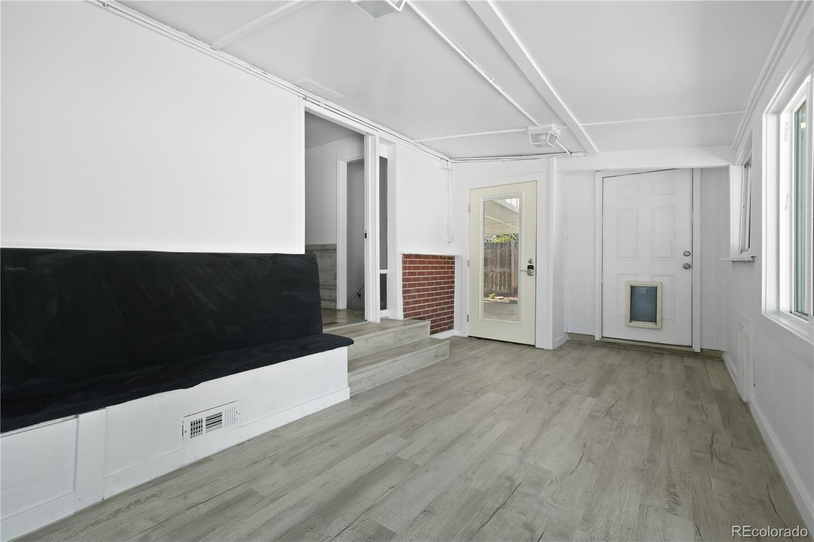 1507 S Field Court