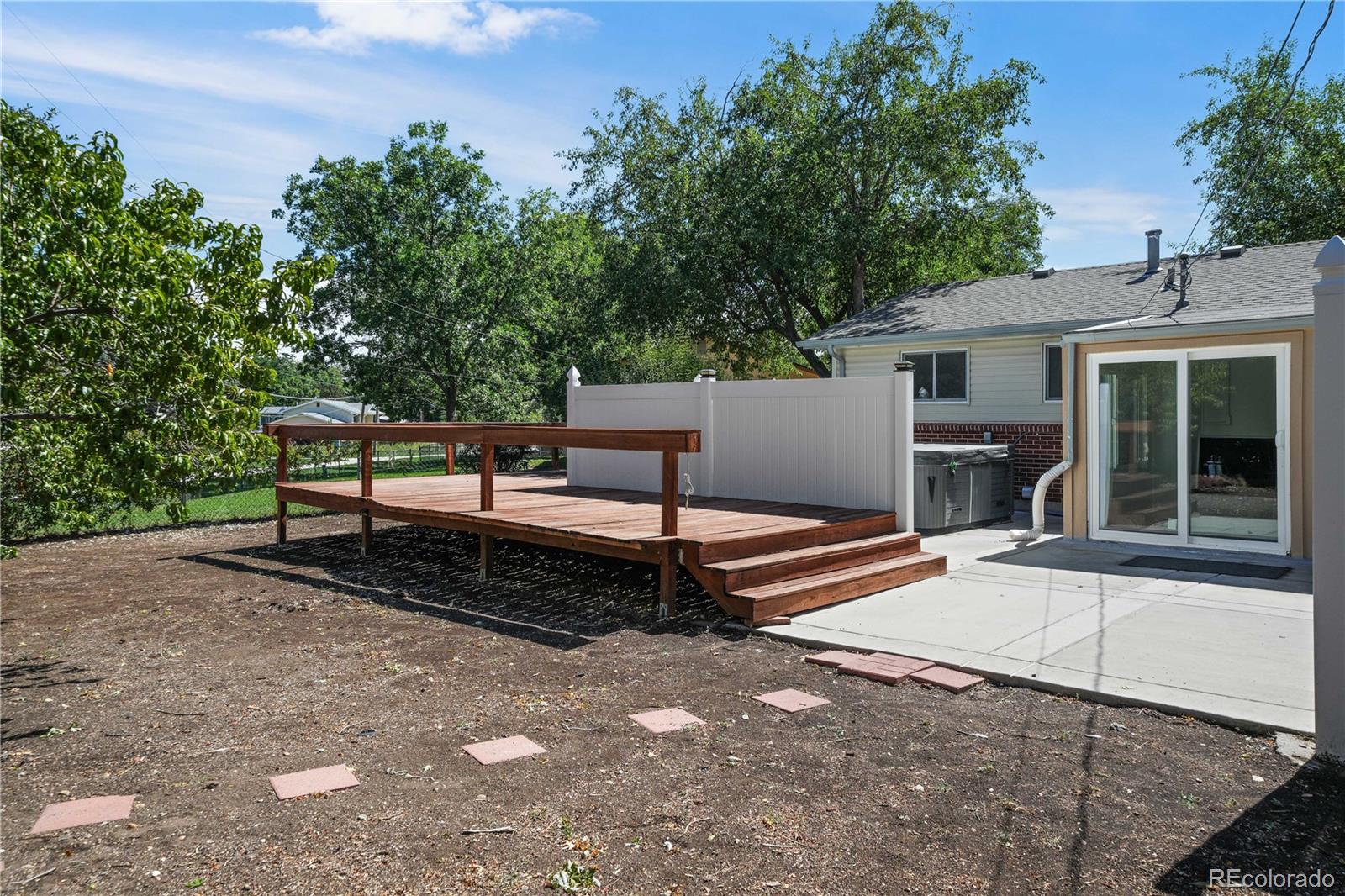 1507 S Field Court