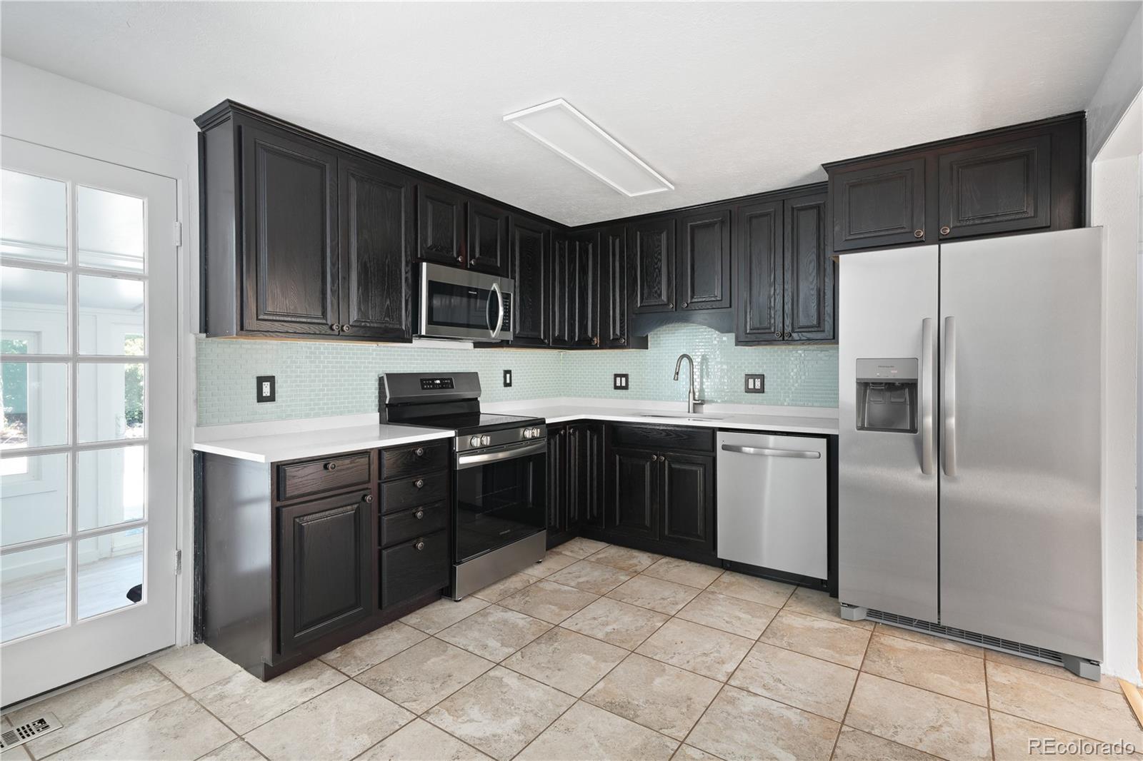 1507 S Field Court