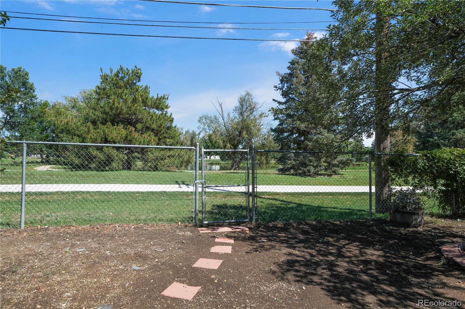 1507 S Field Court