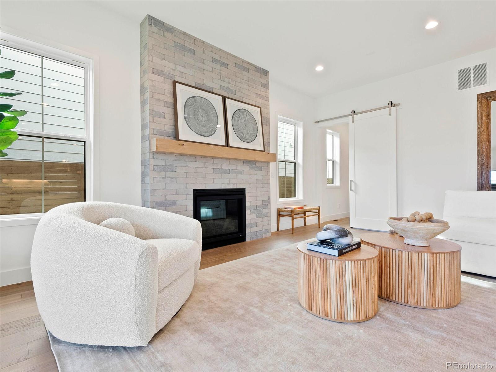 2265 S Monroe Street