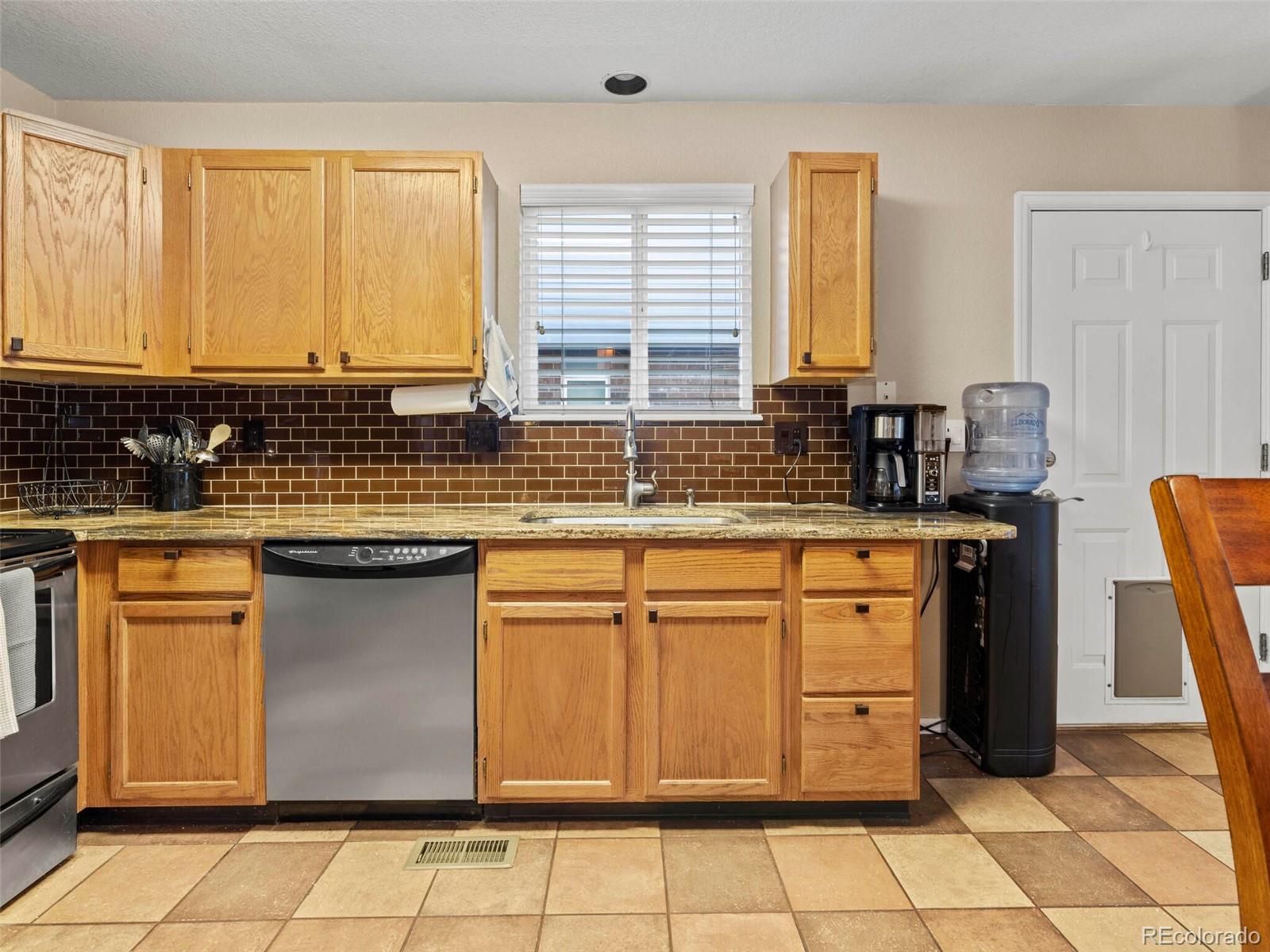 704 W 116th Avenue