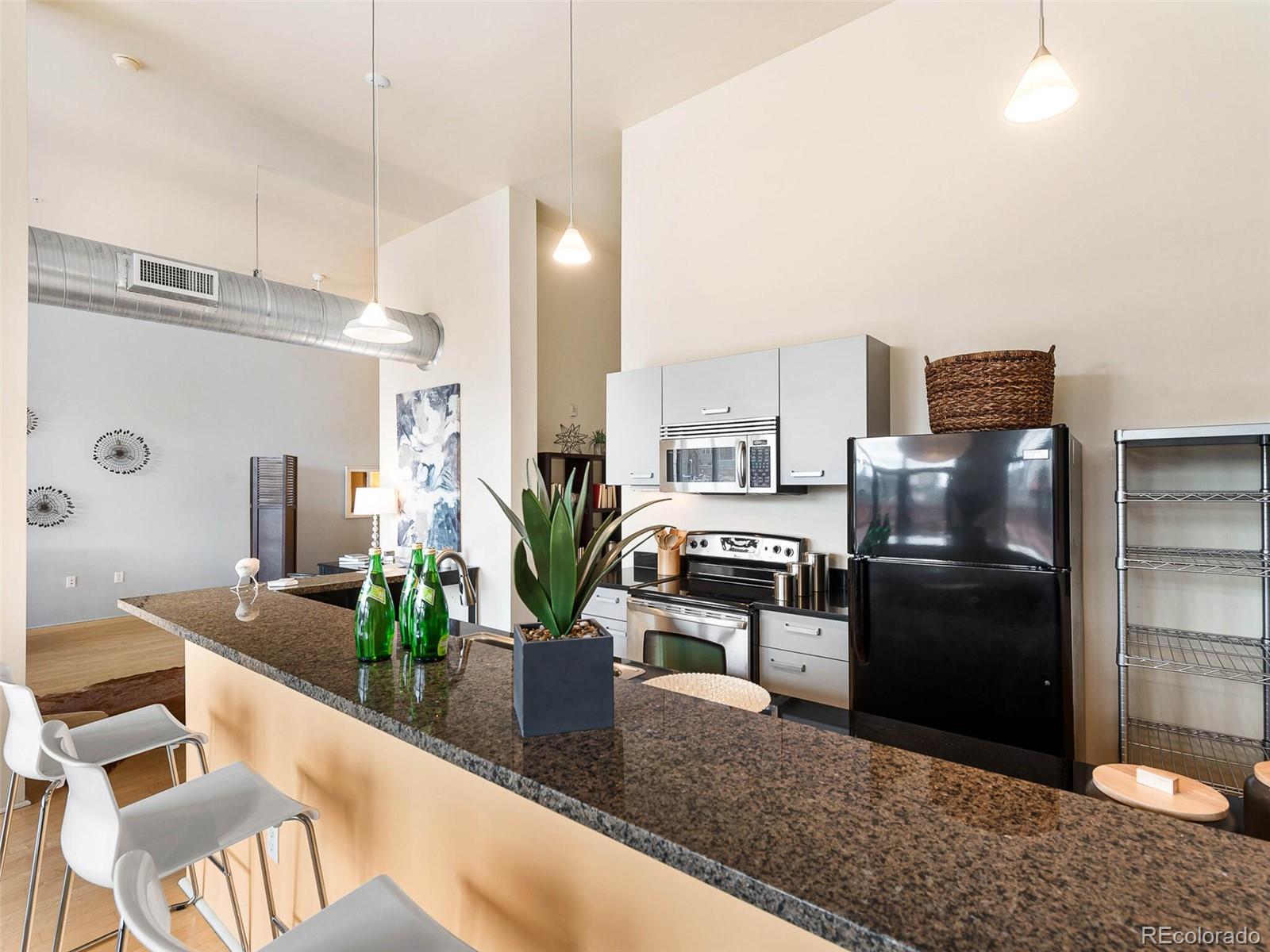 3100 Huron Street Unit: 4B