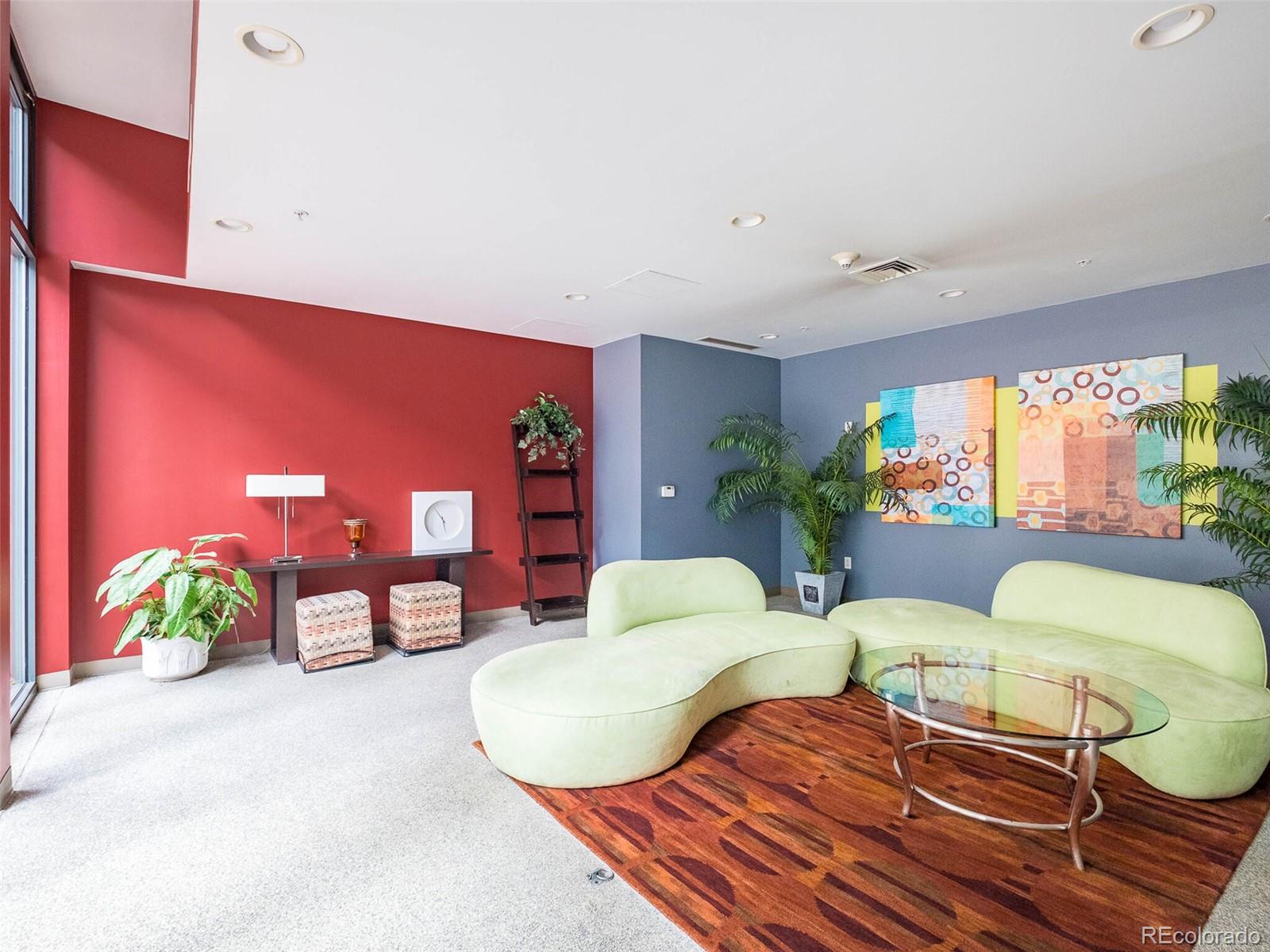 3100 Huron Street Unit: 4B