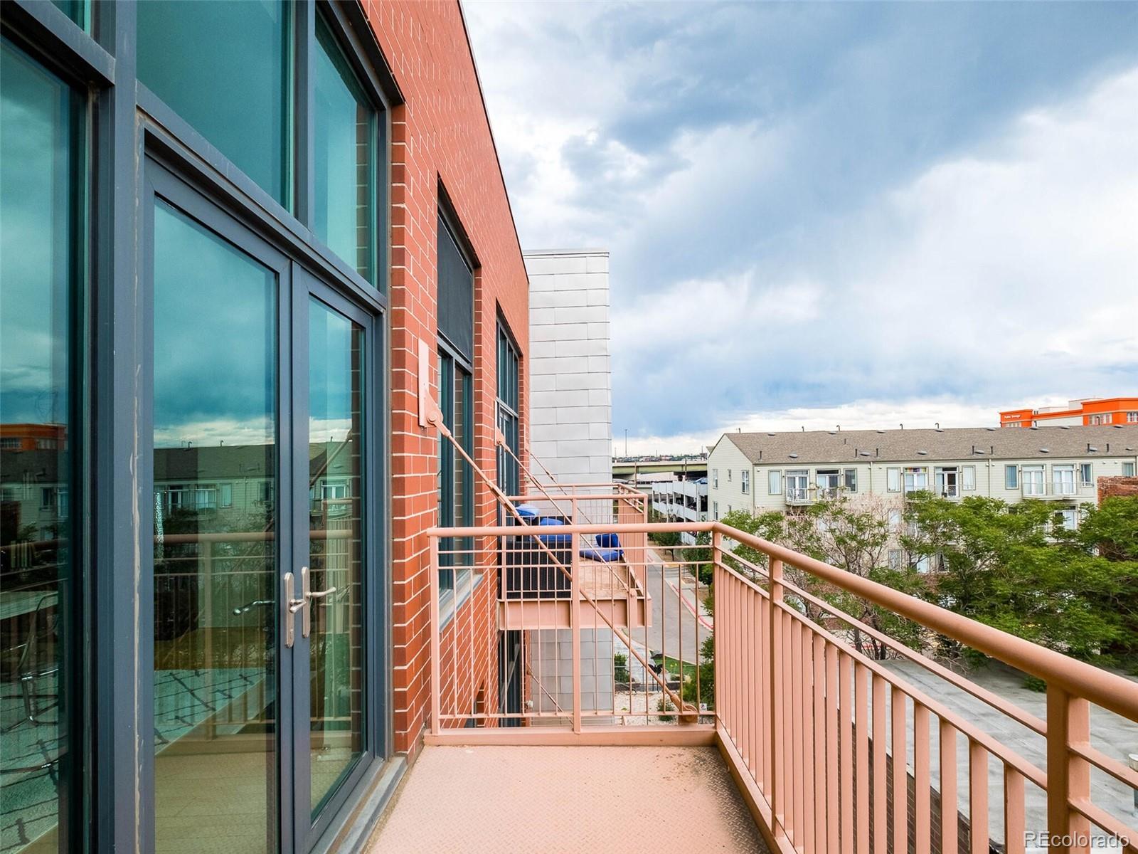 3100 Huron Street Unit: 4B