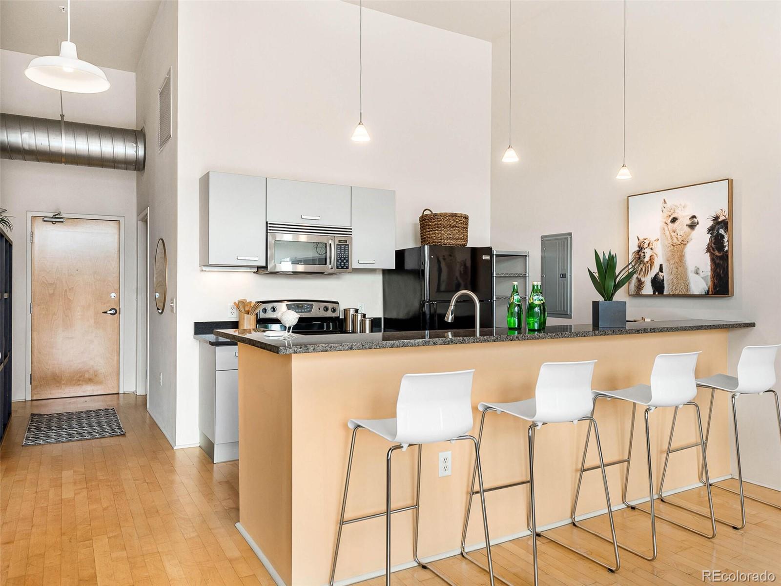 3100 Huron Street Unit: 4B