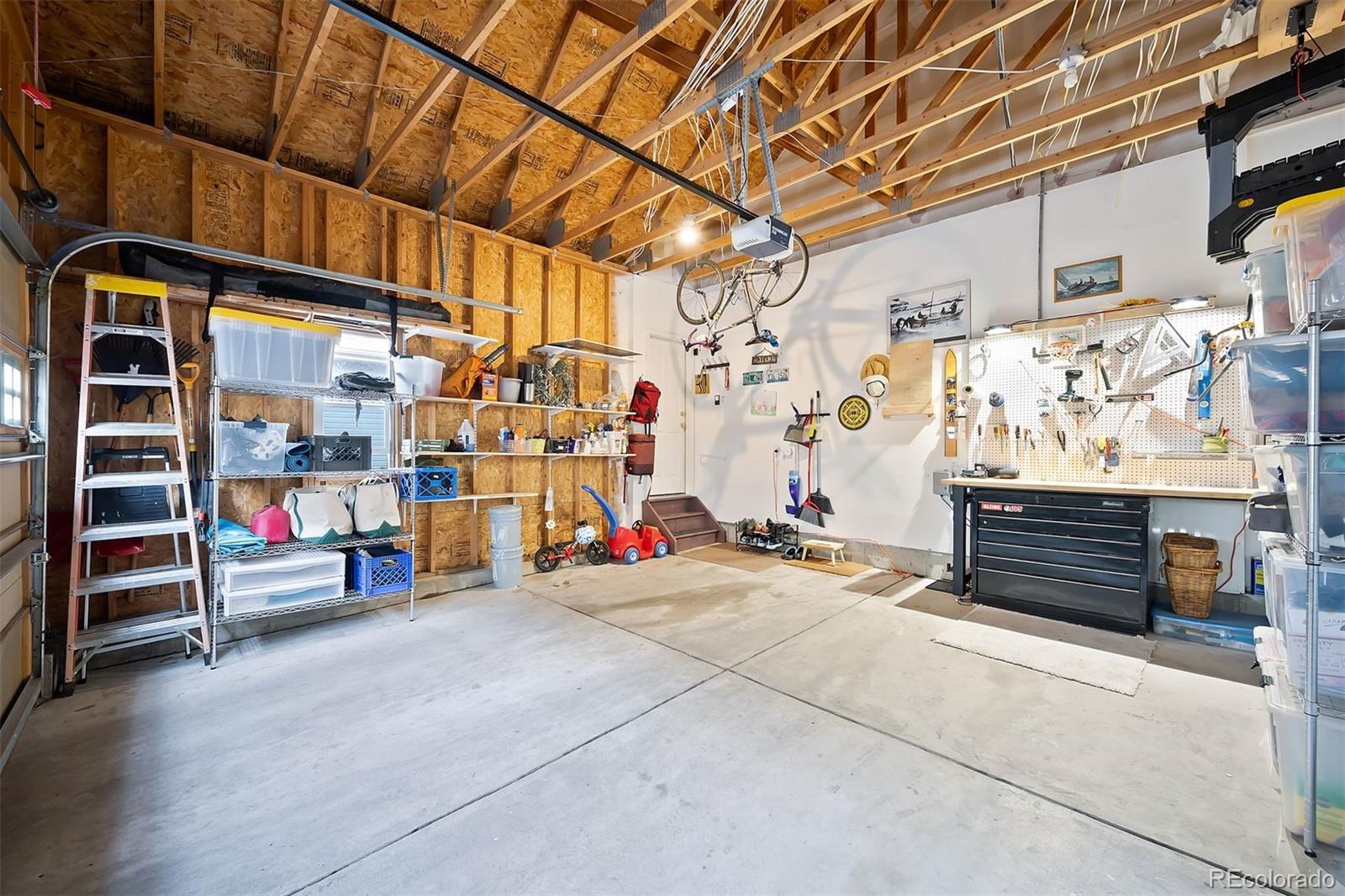 4425 W 36th Avenue