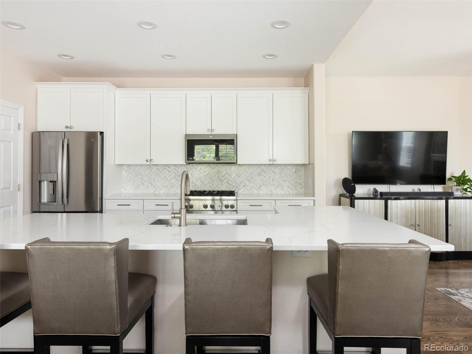 4545 S Monaco Street Unit: 126