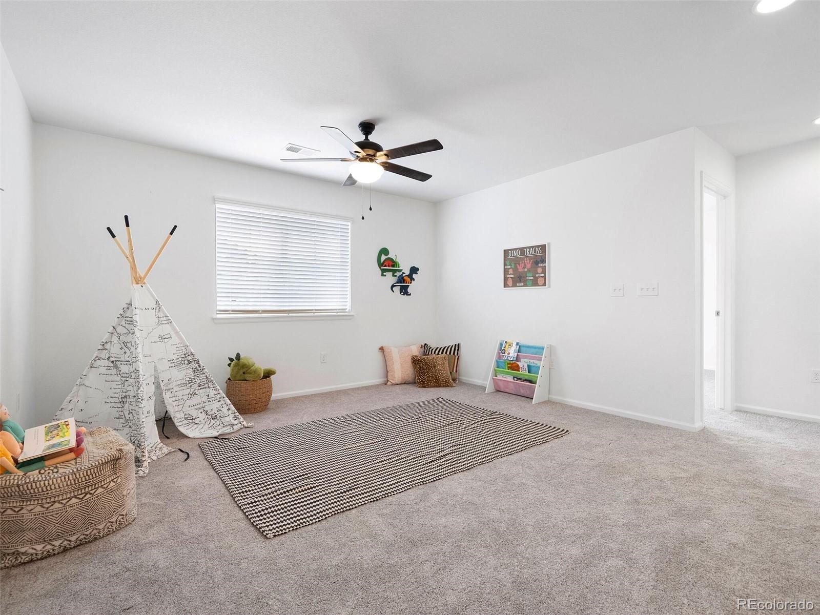 921 White Leaf Circle