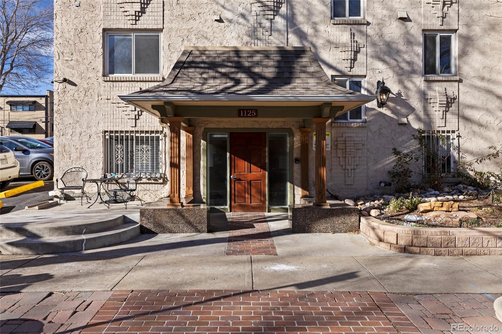 1125 N Washington Street Unit: 601