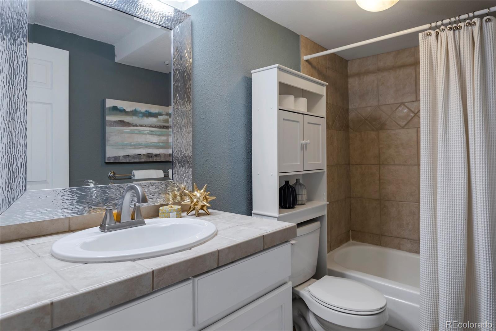 1125 N Washington Street Unit: 601