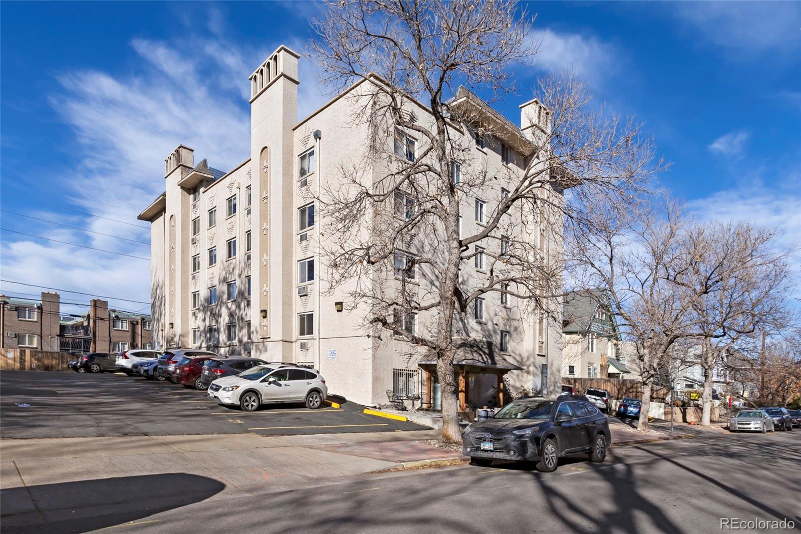 1125 N Washington Street Unit: 601