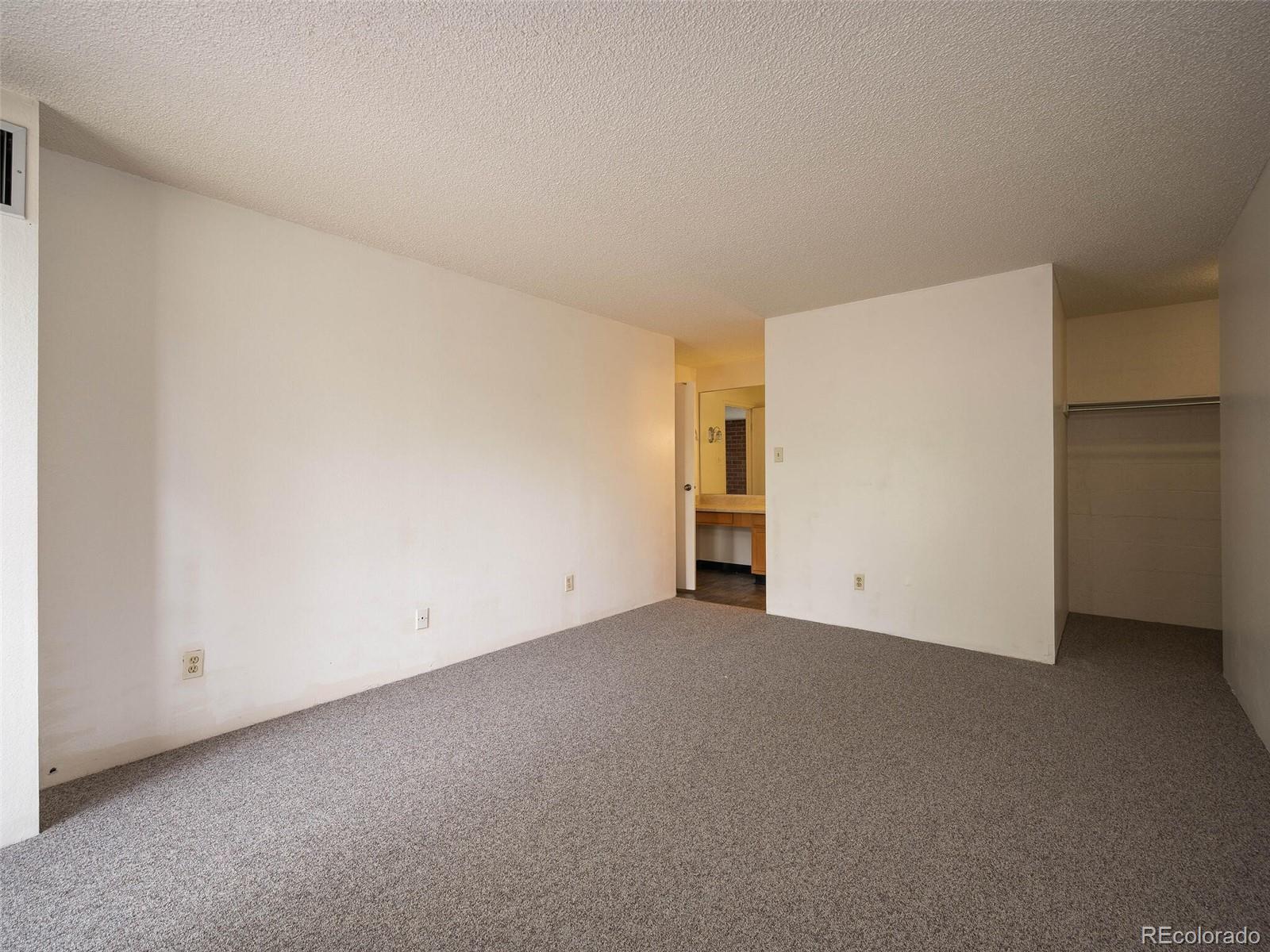 2880 S Locust Street Unit: S205