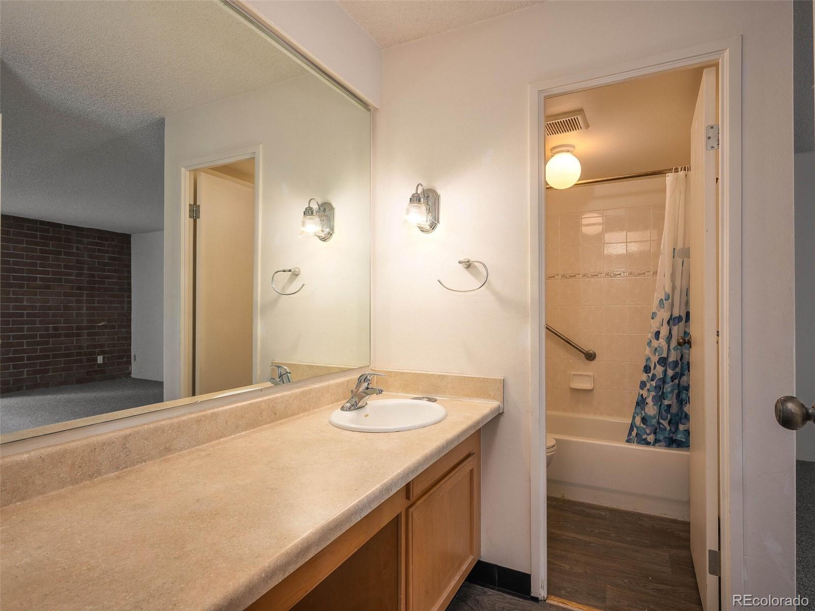 2880 S Locust Street Unit: S205