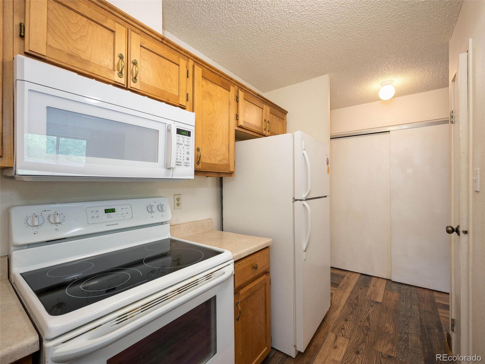 2880 S Locust Street Unit: S205