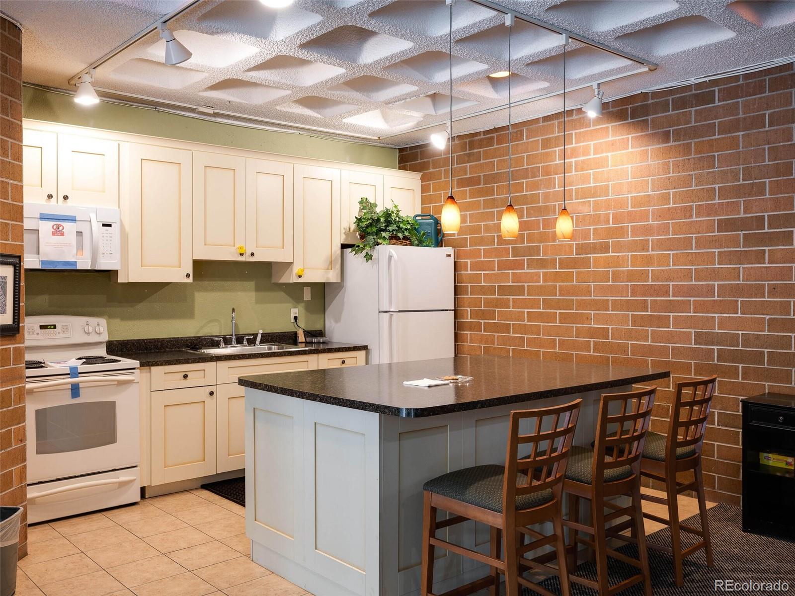 2880 S Locust Street Unit: S205