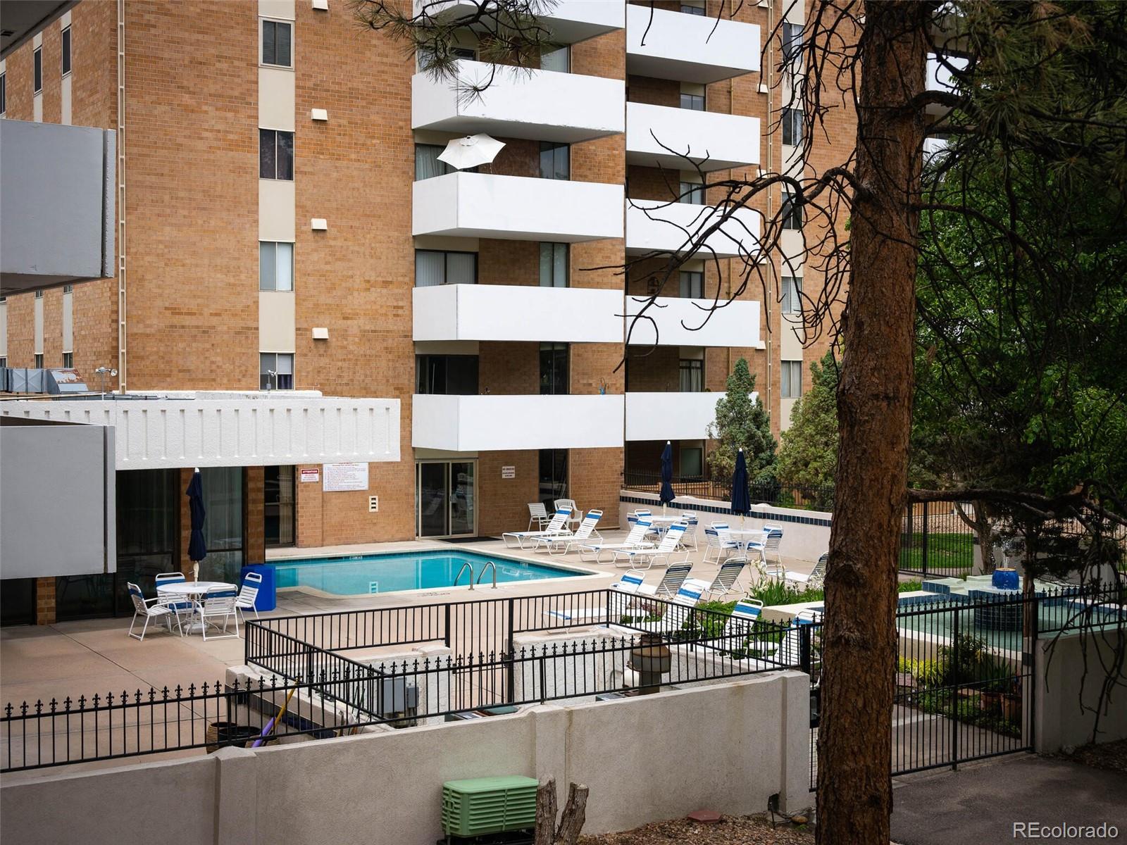 2880 S Locust Street Unit: S205