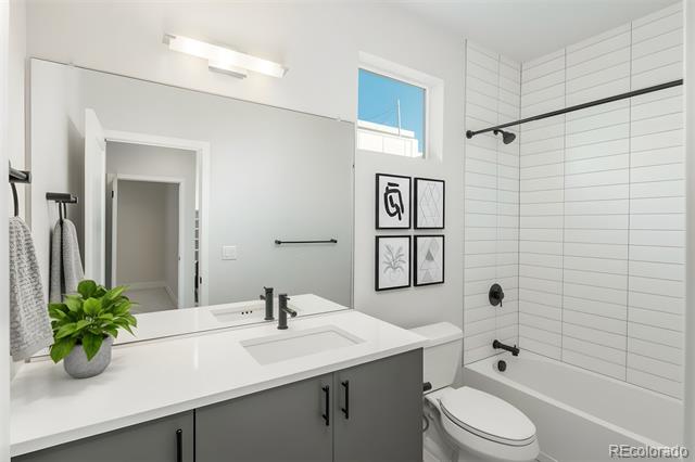 2939 W 23rd Avenue Unit: 2