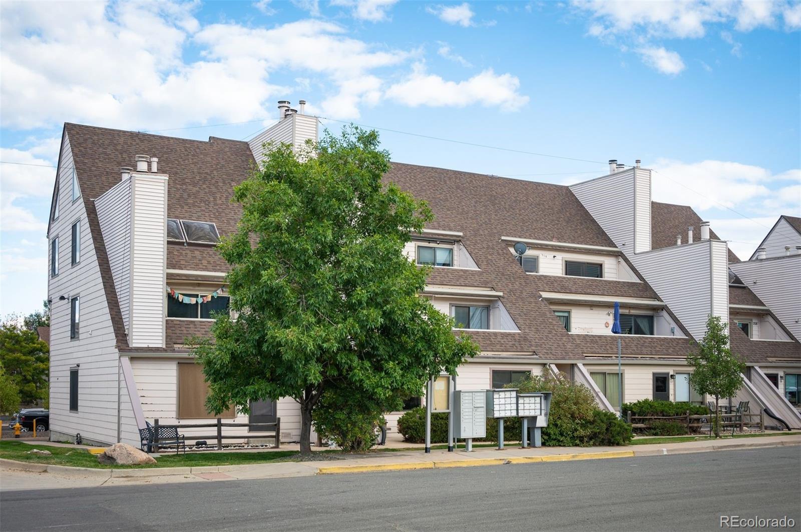 4246 S Eldridge Street Unit: 310