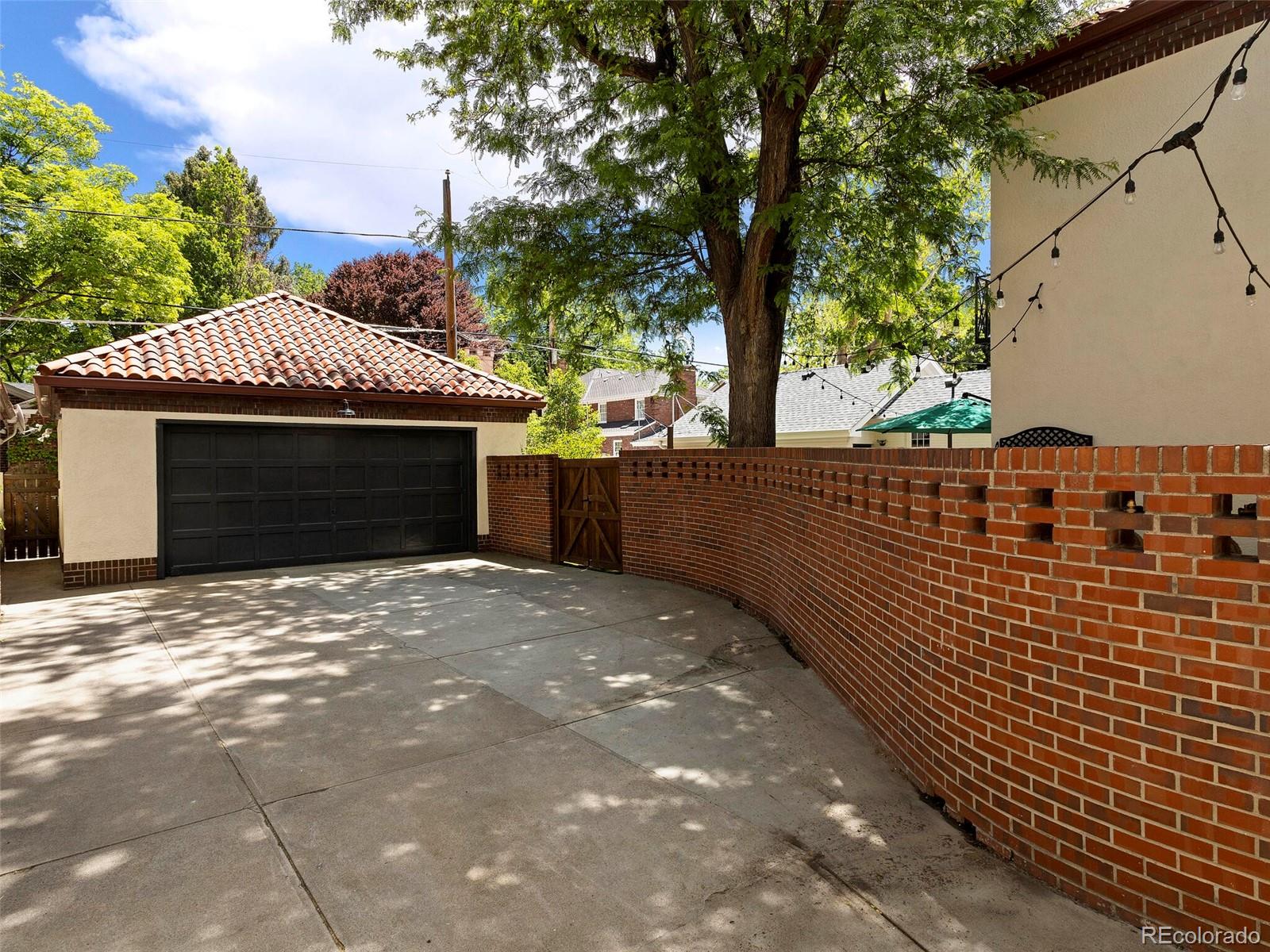 384 N Lafayette Street