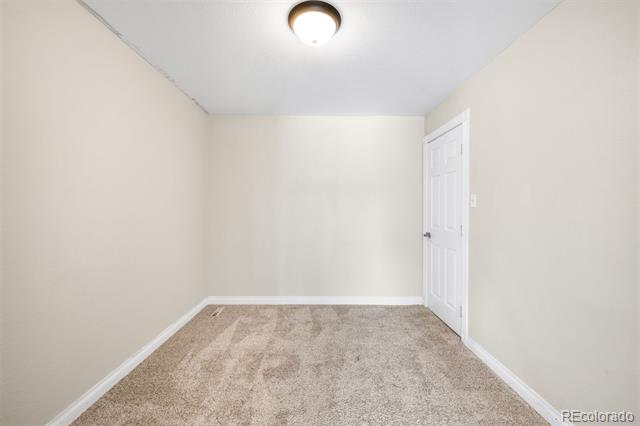 808 S Umatilla Way