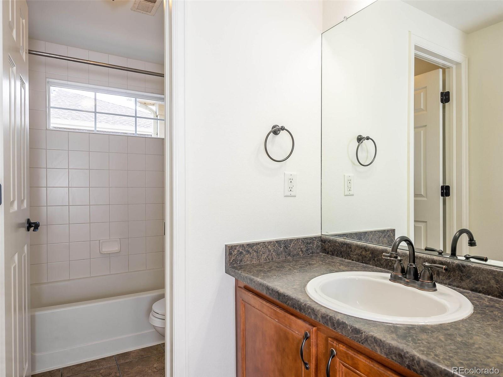 1771 W 53rd Place Unit: 8