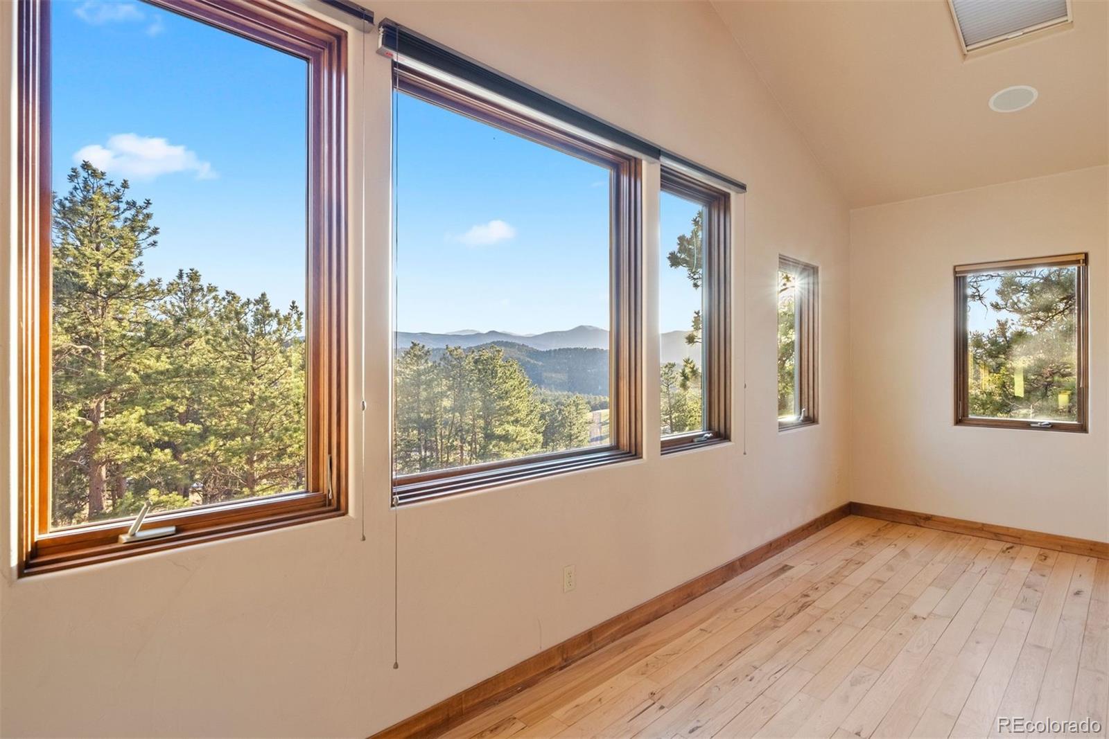 26377 Columbine Glen Trail