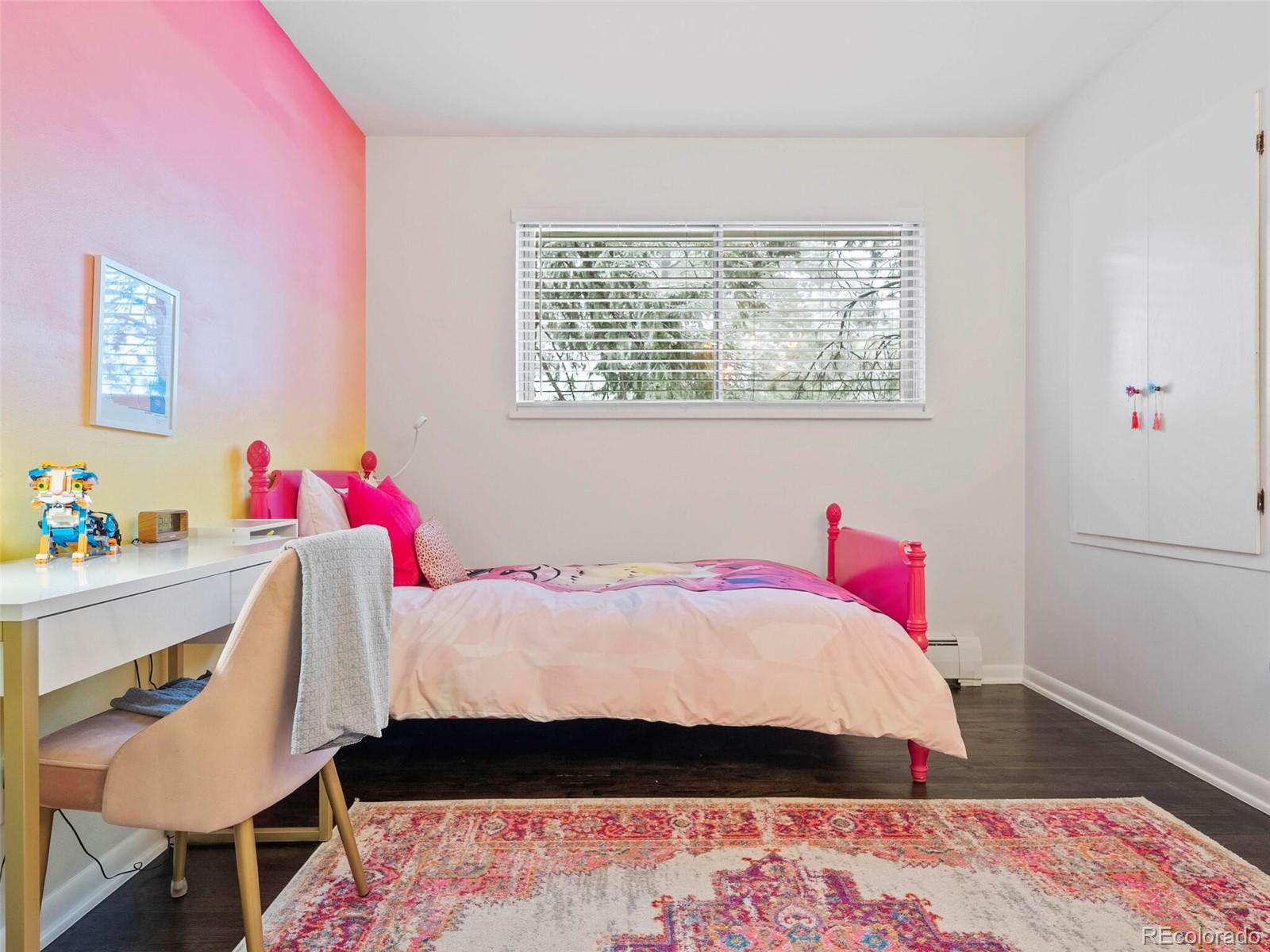 475 Vista Avenue